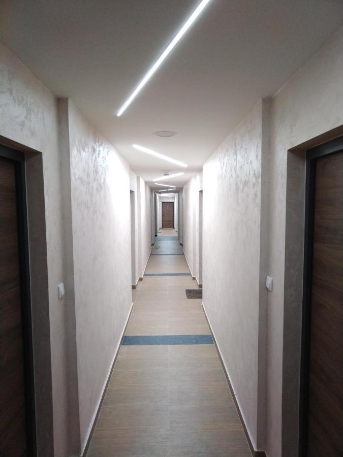 Apartman "N" Srebrno Jezero Ostrovo Bagian luar foto
